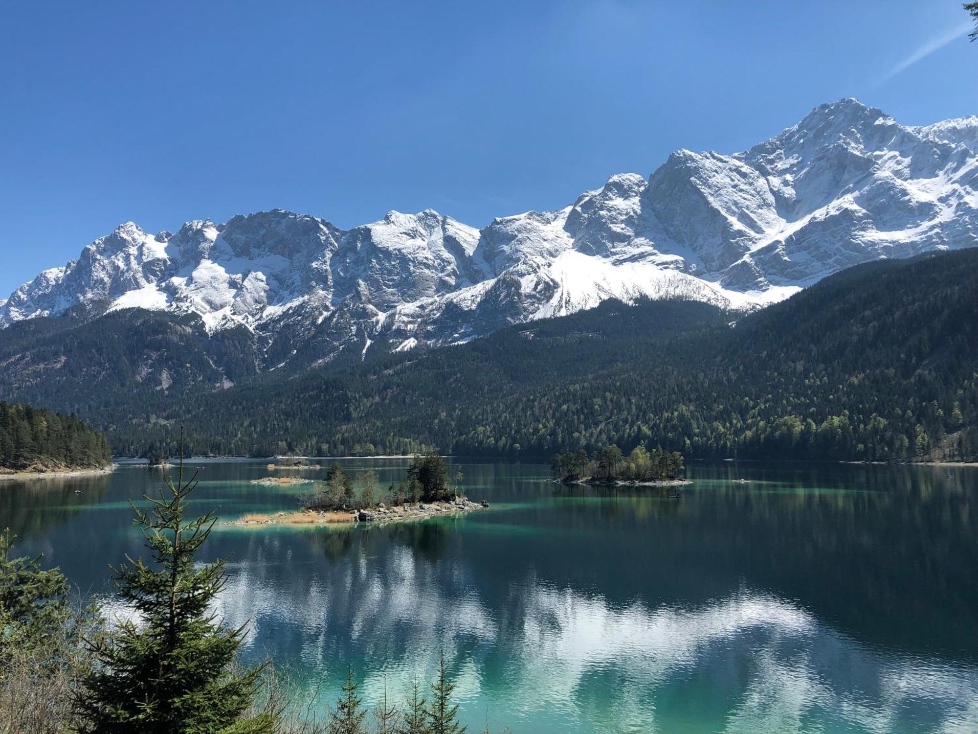 Bayern Resort Hotel - Adults Only - Mit Zugspitzblick - Eibsee-Naehe - Wellnessbereich - Naturpool Im Sommer Grainau Exterior foto