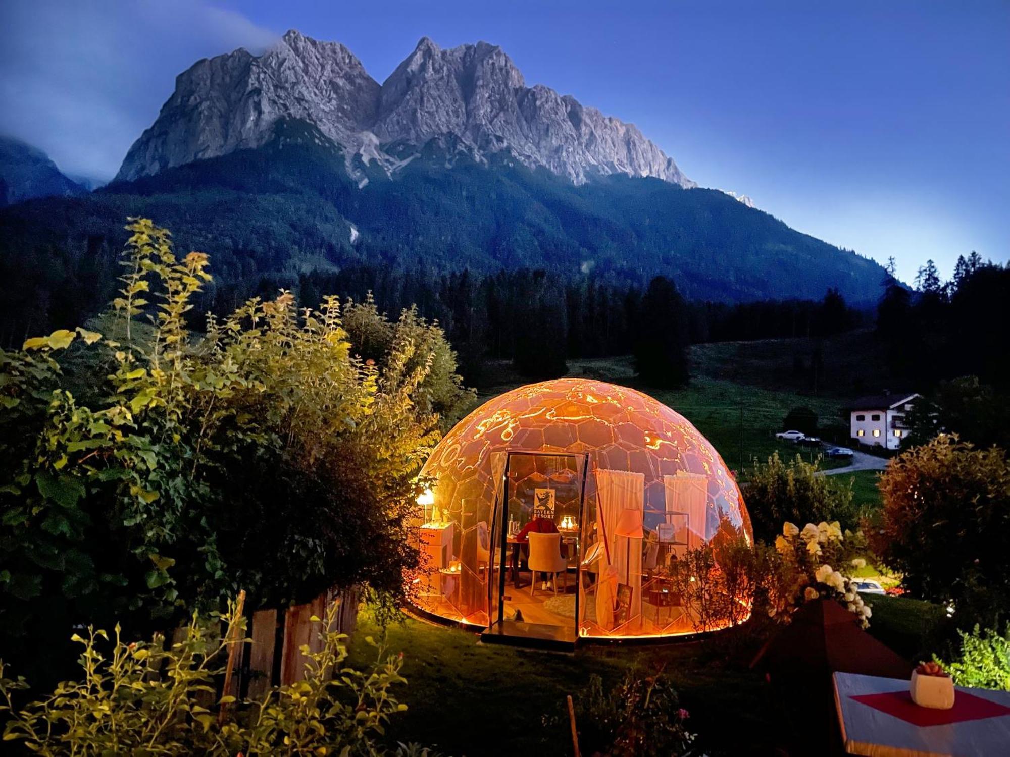 Bayern Resort Hotel - Adults Only - Mit Zugspitzblick - Eibsee-Naehe - Wellnessbereich - Naturpool Im Sommer Grainau Exterior foto