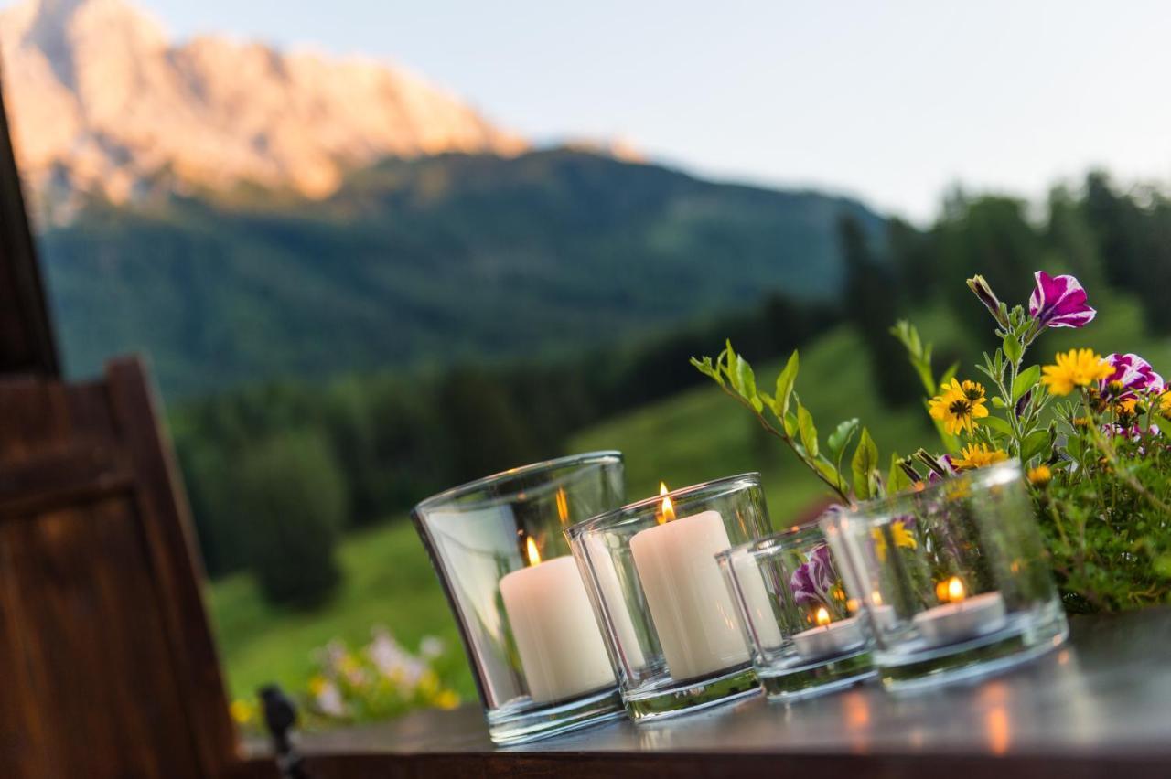 Bayern Resort Hotel - Adults Only - Mit Zugspitzblick - Eibsee-Naehe - Wellnessbereich - Naturpool Im Sommer Grainau Exterior foto