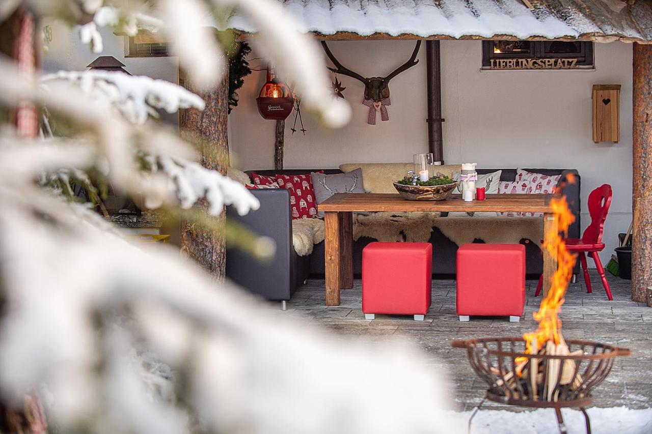 Bayern Resort Hotel - Adults Only - Mit Zugspitzblick - Eibsee-Naehe - Wellnessbereich - Naturpool Im Sommer Grainau Exterior foto
