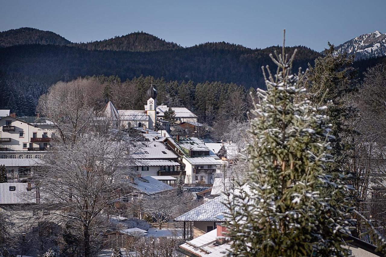Bayern Resort Hotel - Adults Only - Mit Zugspitzblick - Eibsee-Naehe - Wellnessbereich - Naturpool Im Sommer Grainau Exterior foto