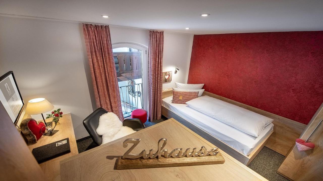 Bayern Resort Hotel - Adults Only - Mit Zugspitzblick - Eibsee-Naehe - Wellnessbereich - Naturpool Im Sommer Grainau Exterior foto
