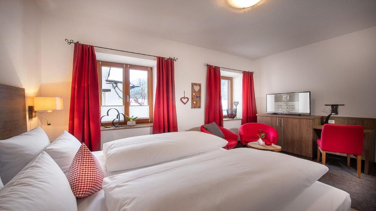 Bayern Resort Hotel - Adults Only - Mit Zugspitzblick - Eibsee-Naehe - Wellnessbereich - Naturpool Im Sommer Grainau Exterior foto
